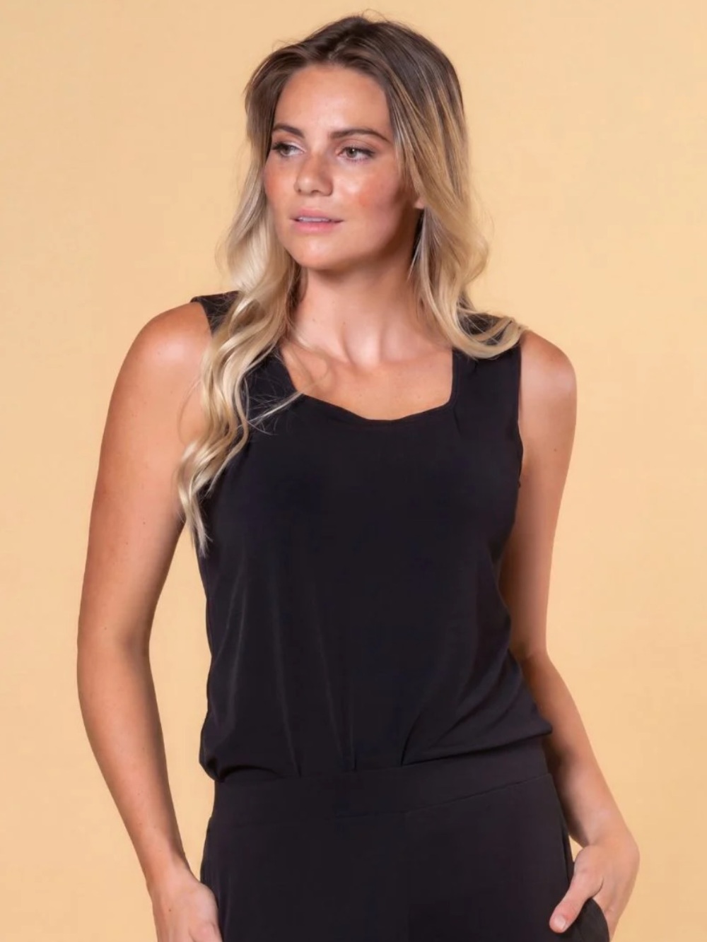 Brigitte Brianna Black Square Neck Silky Soft Tank Top Sz XS